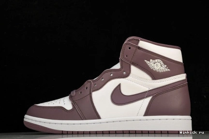 “Mauve” OG Jordan High 1 0822